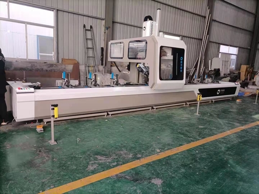 알루미늄 프로파일 절단 뚫기 프레싱 및 터핑을위한 4 축 알루미늄 CNC 가공 센터