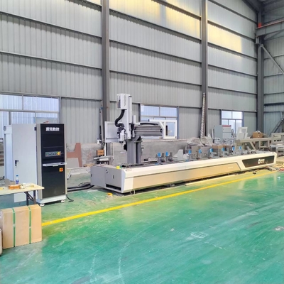 7000mm 알루미늄 프로파일 4 축 CNC 가공 센터 알루미늄 프로파일에 자동 뚫기 프레싱 구멍