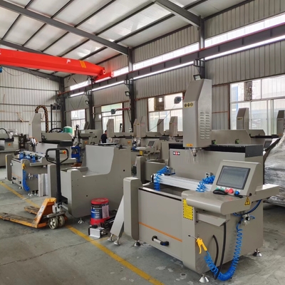 알루미늄 프로필을 위한 500mm 3 축 CNC 드릴링 기계