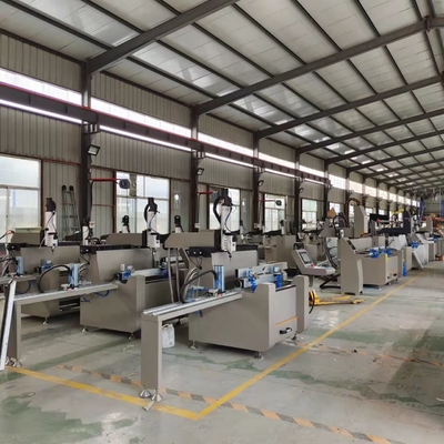 알루미늄/UPVC/PVC 자동 CNC 문 잠금 구멍 프로파일 파리 프레싱 알루미늄 창문 기계