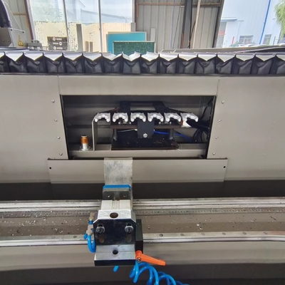 알루미늄 가공 센터 알루미늄 창문 제조 기계 400mm