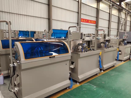500mm 톱 블레이드 자동 절단 기계 알루미늄 CNC 코너 커넥터 절단 톱 창 기계
