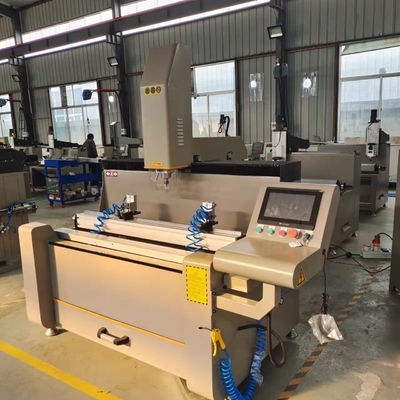 1200mm 알루미늄 창문 제조 기계 Cnc 복사 라우터 알루미늄 제조를 위한 밀링 및 드릴링 기계