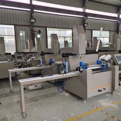소 알루미늄 창 기계 알루미늄 창 프로파일 뚫기 CNC 복사 라우터 기계 프레싱