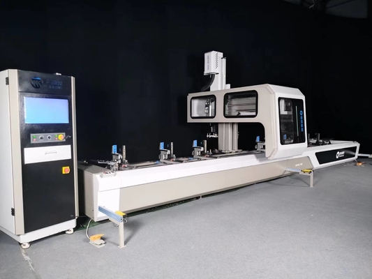 6500mm 4 축 CNC 가공 센터 알루미늄 커튼 벽 프로필 처리를 위한 CNC 기계