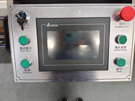 이중 헤드 미트르 톱 600mm 문 창 Cnc 기계 절단 알루미늄