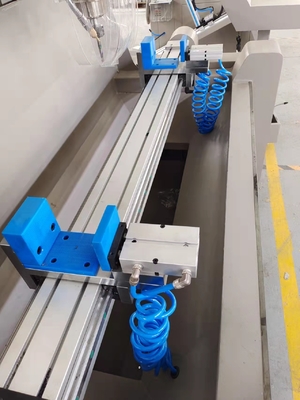 알루미늄 프로파일을위한 고정도 CNC 드릴링 프레싱 머신 알루미늄을위한 CNC 복사 라우터
