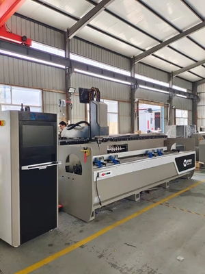 3 축 CNC 제어 프로파일 가공 센터