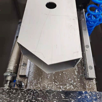 CNC 프레싱 머신 알루미늄 문과 창문 제조 기계